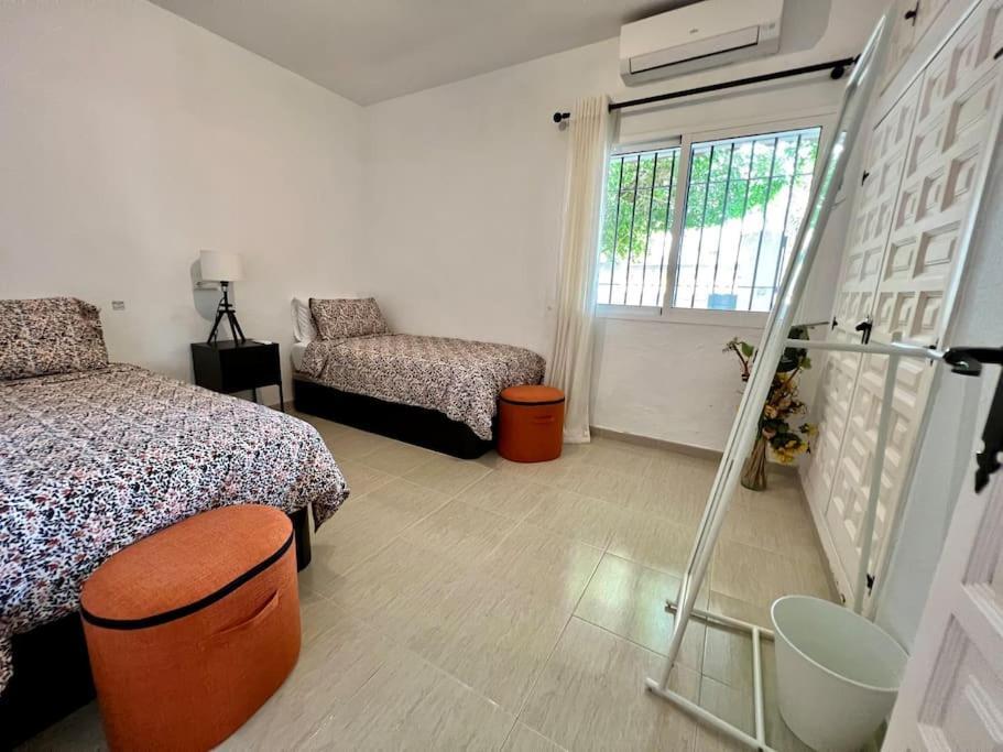 Villa Scenic With Private Pool - Sleeps 8 ميخاس المظهر الخارجي الصورة