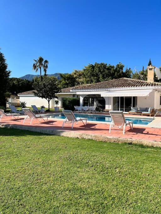Villa Scenic With Private Pool - Sleeps 8 ميخاس المظهر الخارجي الصورة