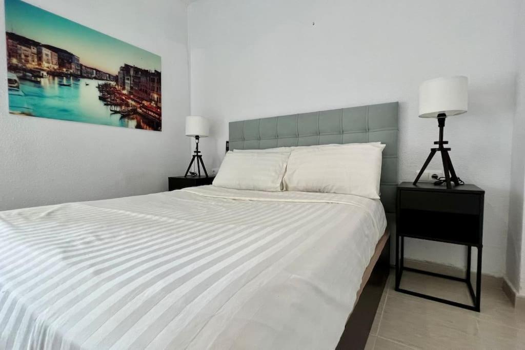 Villa Scenic With Private Pool - Sleeps 8 ميخاس المظهر الخارجي الصورة